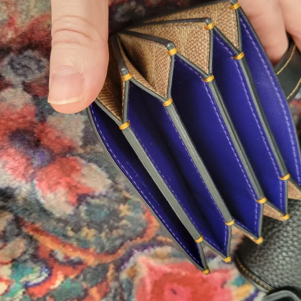 Limited edition Dark Fairytale accordion wallet Disney x Coach - Picture 4 of 4